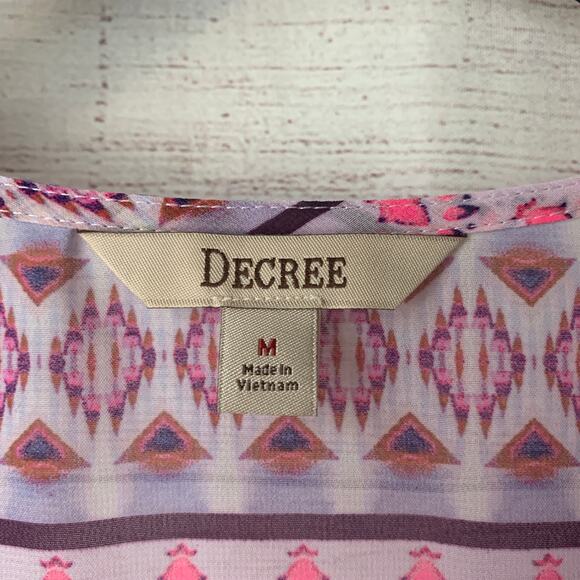 Decree Pink Sheer Geometric Pattern Blouse Swim Cover Up Tie Neck Size M - Picture 10 of 16